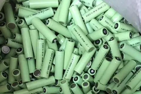 安徽回收电池价格|高价回收索兰图电池